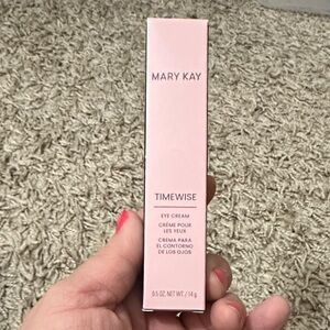 Mary Kay Timewise Eye Cream in Soft Pink Packaging